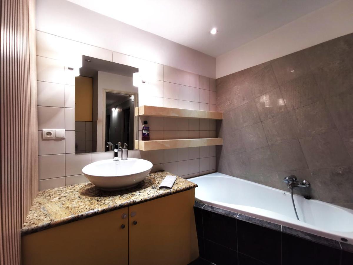 Nozownicza Apartment ~ Self Check-In 24H ~ Lift Wrocław Buitenkant foto